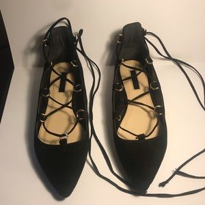 black flat sandals
